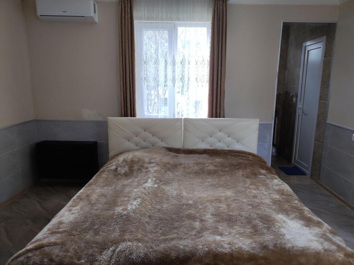 Guest House Koba Batumi Zewnętrze zdjęcie